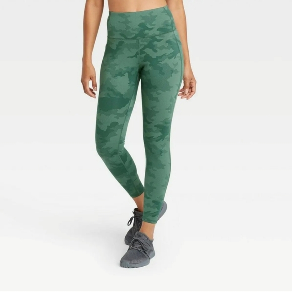 All in motion Green camo leggings - Picture 2 of 13